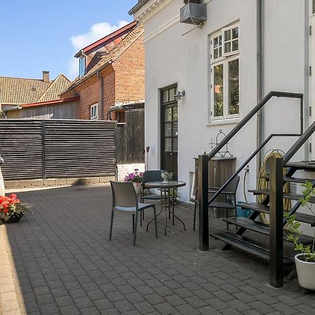 Sweethome Guesthouse Эсбьерг Экстерьер фото