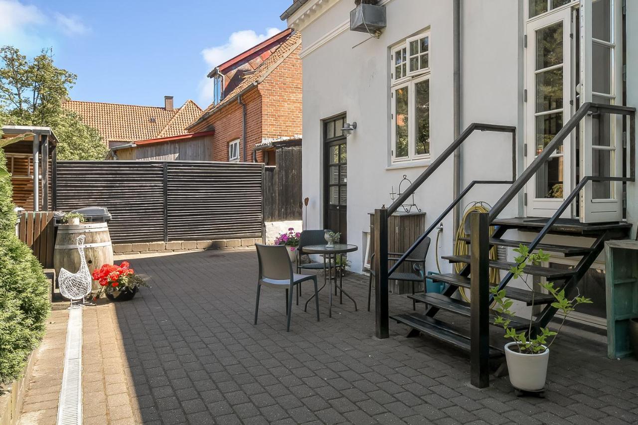 Sweethome Guesthouse Эсбьерг Экстерьер фото