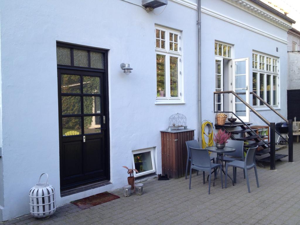 Sweethome Guesthouse Эсбьерг Экстерьер фото